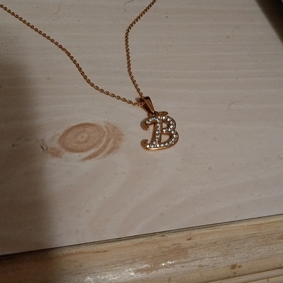 Necklace - Picture 2 of 3